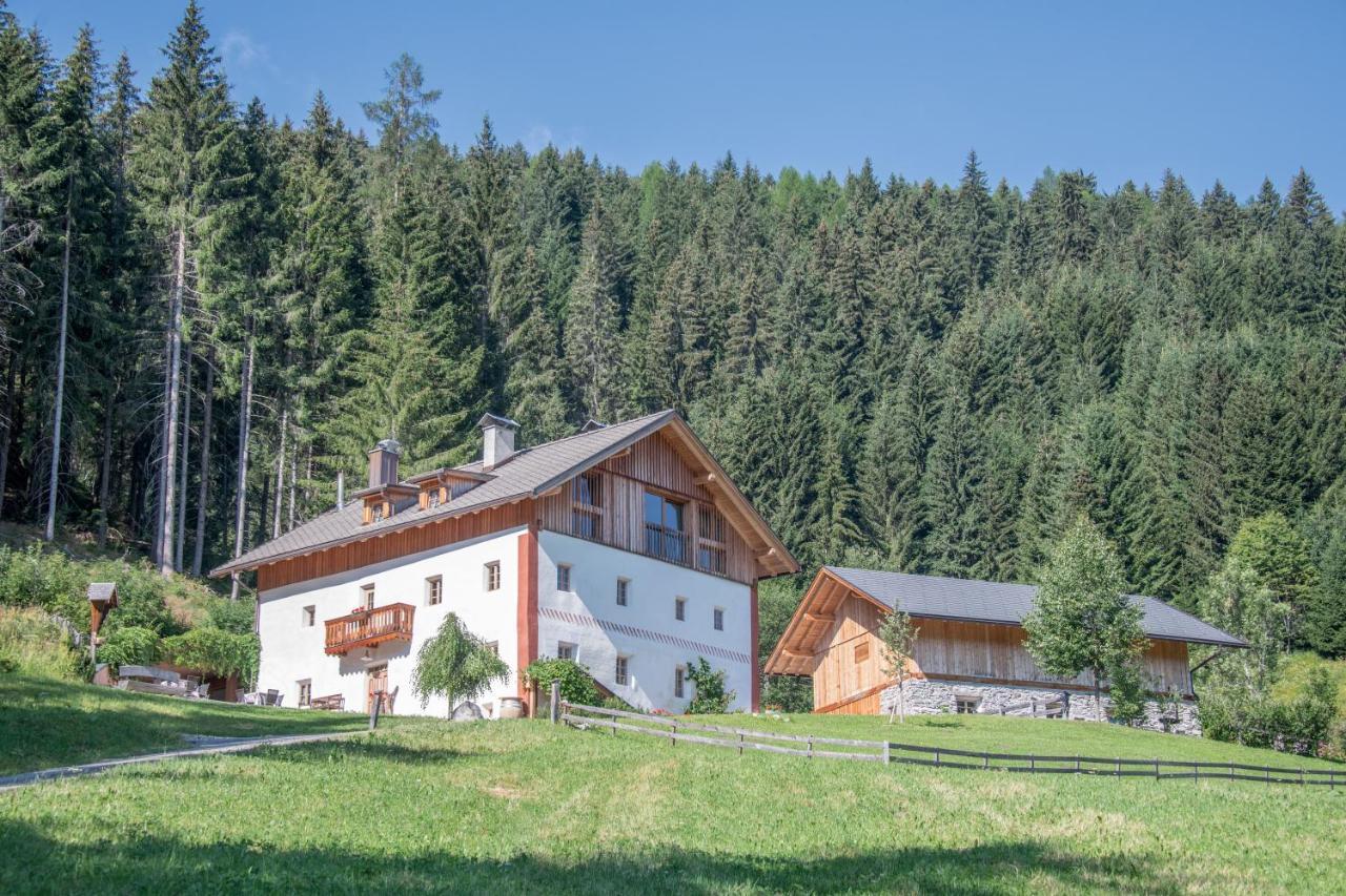 Silentium Dolomites Chalet Since 1600 Monguelfo-Tesido / Welsberg-Taisten Exterior foto